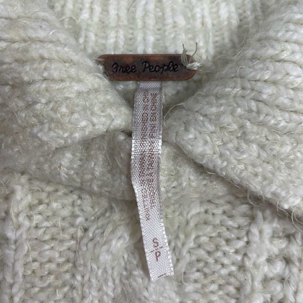 Free People Every Cloud Soft Knit Collared Cable Knit Pullover Sweater Small - Picture 8 of 10